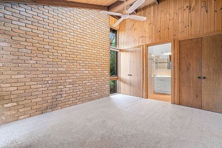 Right Next Door To Westfield! - Photo 4