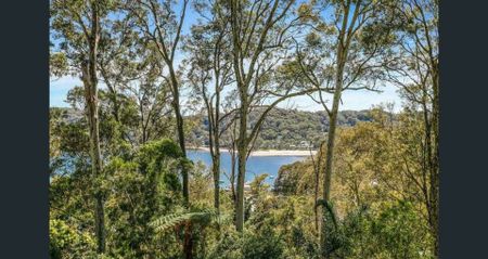 2 Bedroom Upper Duplex with Pittwater Views - Photo 4