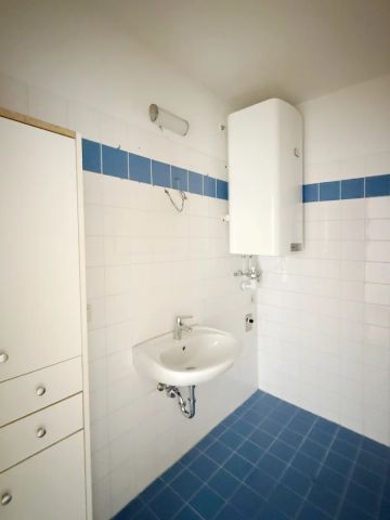 2-Zimmer-Dachgeschosswohnung - Nähe Krankenhaus - Photo 4