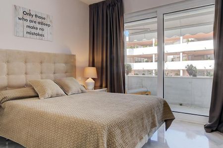 Los Granados, Marbella - Puerto Banus, Marbella, Andalusia 29649 - Photo 2