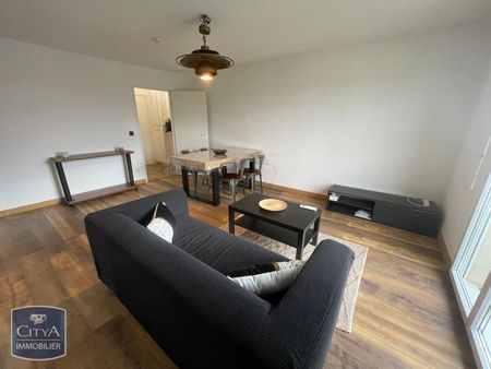 Location Appartement 3 pièces 53m² ST GILLES 30800 - Photo 2