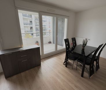 Location Appartement 64.00 m - Photo 1