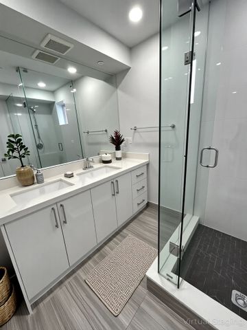 For Lease - 15 Walmer Road Unit# 208, Toronto, Ontario - Photo 2