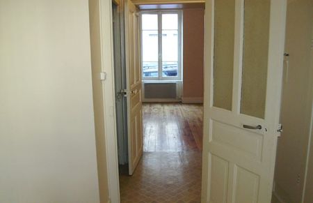 Location Appartement 1 pièce 26m² - Photo 2