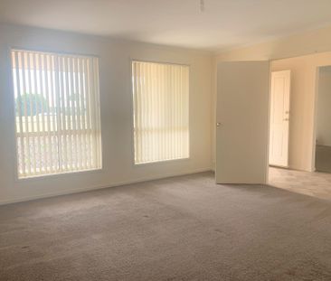 Stunning Large 4 Bedroom Family Home - Photo 2