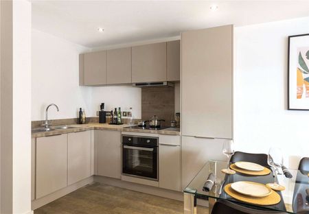 1 BED 1 BATH APARTMENT | AVAILABLE NOW | LAST UNITS | PARKING AVAILABLE | PRIME LOCATION | 24-HOUR CONCIERGE | RESIDENTS GYM - Photo 4