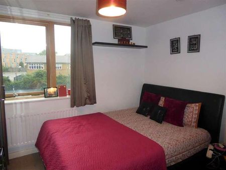 Phoenix House, Bath Road, Hounslow, TW3 - Photo 4