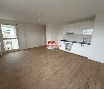 Location Appartement 1 pièce 36m² - Photo 2