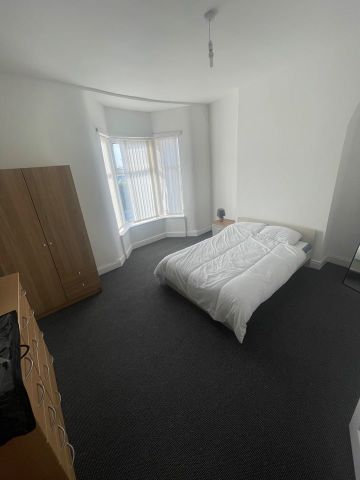 2 Bed Terraced House, Seaview Road, L20 - Photo 3