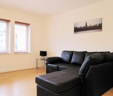 2 bedroom property to rent - Photo 2