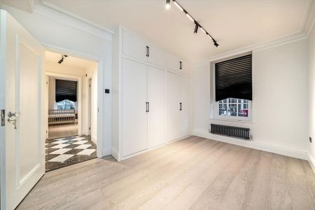 4 bedroom flat to rent - Photo 4