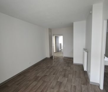 Location Appartement 1 pièce 25m² FRANQUEVILLE ST PIERRE 76520 - Photo 2