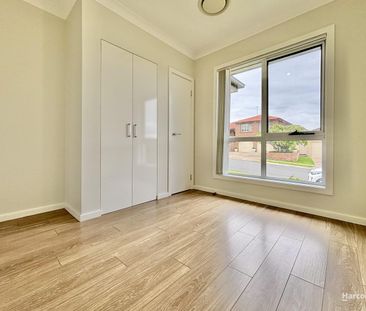 Beautifully Designed Granny Flat... - Photo 3