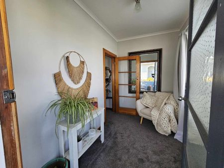 Gonville - 3 Bedrooms - Photo 4