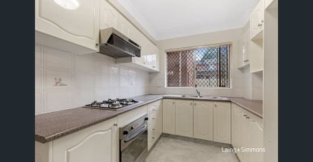 Neat & Convenient 2 Bedroom Unit ! - Photo 4