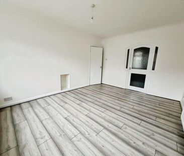 2 bedroom House To Let - Photo 2