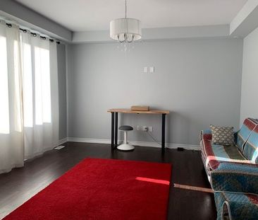 For Lease - 127 Buckle Crescent, Aurora, Ontario - Photo 1