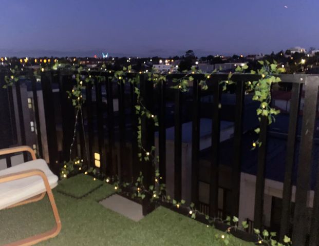 Brunswick West - Photo 1