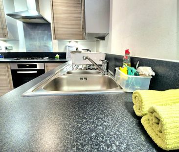 2 Bed Terraced House, Leverton Close, N22 - Photo 4