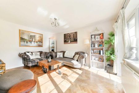 2 bedroom maisonette to rent - Photo 4