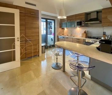 São Domingos de Benfica, Lisbon - Photo 1