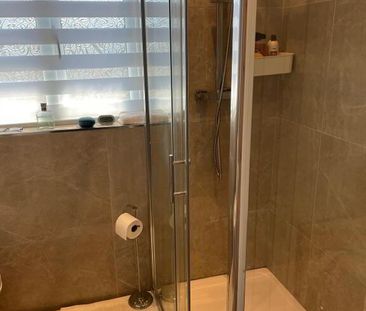 9 Prince Edward Gardens, Stranmillis, Belfast, BT9 5GD - Photo 2