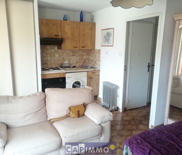 Location Appartement 1 pièce 21m² HYERES 83400 - Photo 4