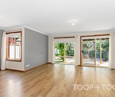 Charming Modern Home Overlooking Linear Park - Photo 3