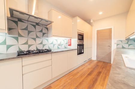 Rhymney Street, Cathays - Photo 2