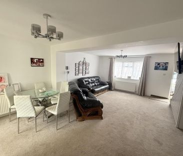 3 bedroom terraced house to rent - Photo 2