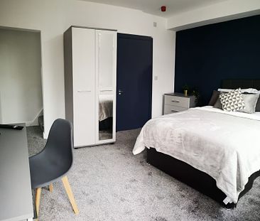 Lovely 4 En-suite Rooms - Photo 6