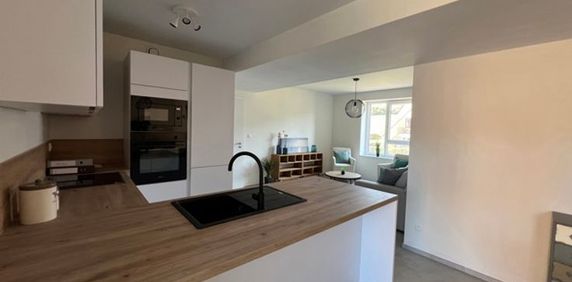 Appartement te huur - Foto 2