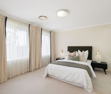 LIGHTFILLED FAMILY HOME - Photo 1