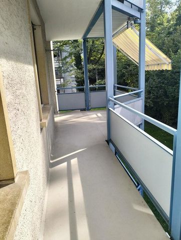 4 Zimmer-Wohnung mit grossem Balkon im Grünen - Foto 5