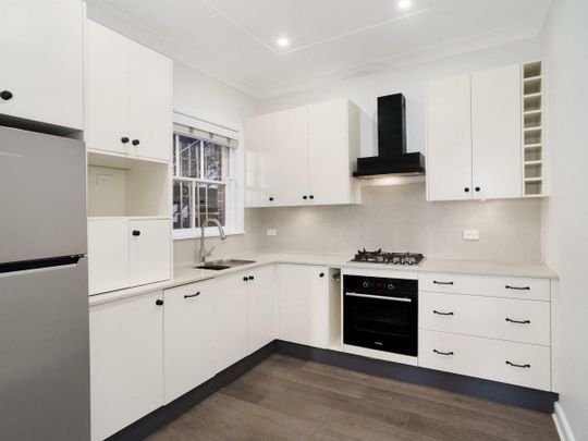 1/33 Dumbarton Street, McMahons Point NSW 2060 - Apartment For Rent | Domain - Photo 1