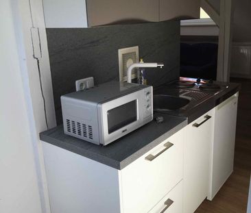 Schöne Dachgeschoßwohnung - Foto 1