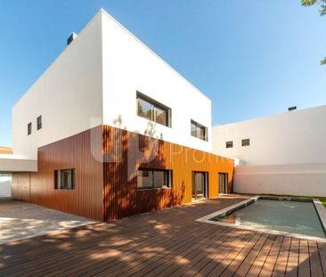 3 room luxury House for rent in Cascais e Estoril, Portugal - Photo 3