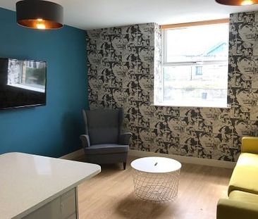 61 Newsome Road, Huddersfield, HD4 - Photo 6