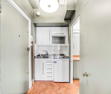 Studio to rent - Photo 3