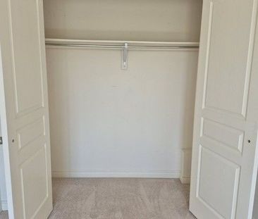 For Lease - 80 Truro Circle, Brampton, Ontario - Photo 4