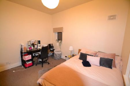 3 bedroom house share to rent - Photo 3