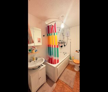 Studio Flat, Napier Court, BS1 - Photo 3