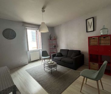 Location Appartement 2 pièces 40m² - Photo 4
