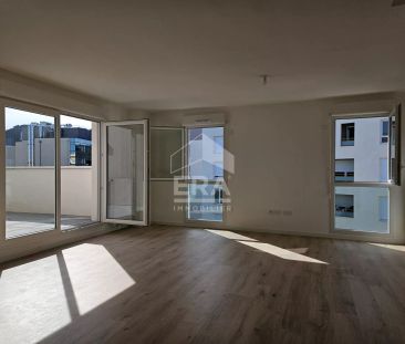 Grand appartement F4 avec 2 balcons et 2 places de parkings - Photo 1