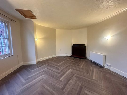 2 bedroom maisonette to rent - Photo 1