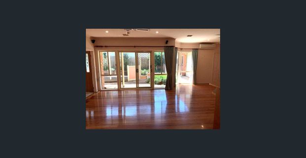 Spacious Family Home in Beautiful Berwick - Photo 1