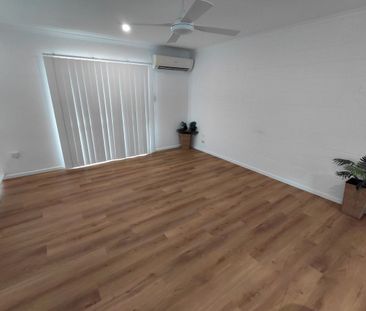 Fully renovated unit close to town. - Photo 4