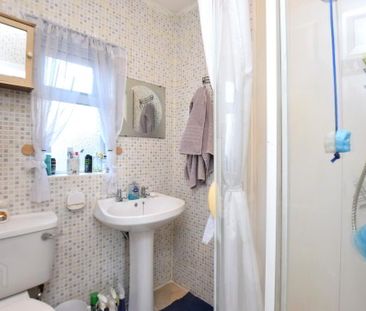 25 Bloomfield Crescent, Belfast, BT5 5AT - Photo 6