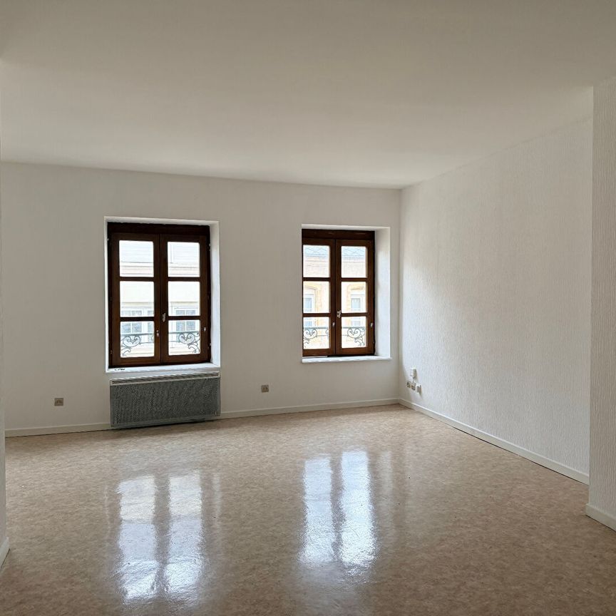 Location Appartement 2 pièces 64m² - Photo 1