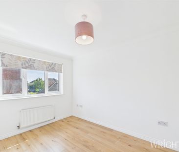 3 bedroom House - THE FERNS, HATFIELD GARDEN VILLAGE - Photo 5